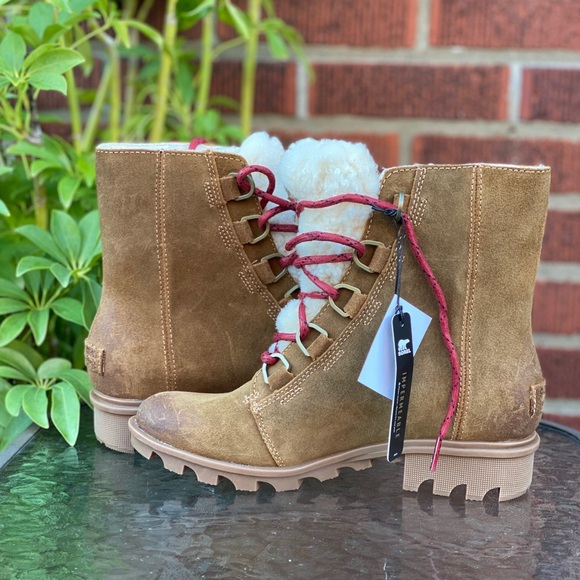 🆕Sorel Phoenix Shearling Waterproof Mid-Heel Boot - Picture 4 of 9